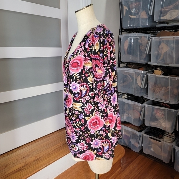 NEW Cynthia Rowley Woman Floral Top Size 1X - Picture 3 of 16
